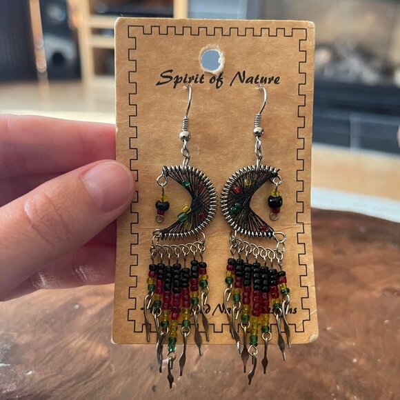 SPIRIT of Nature Native Design Earrings - Picture 1 of 1